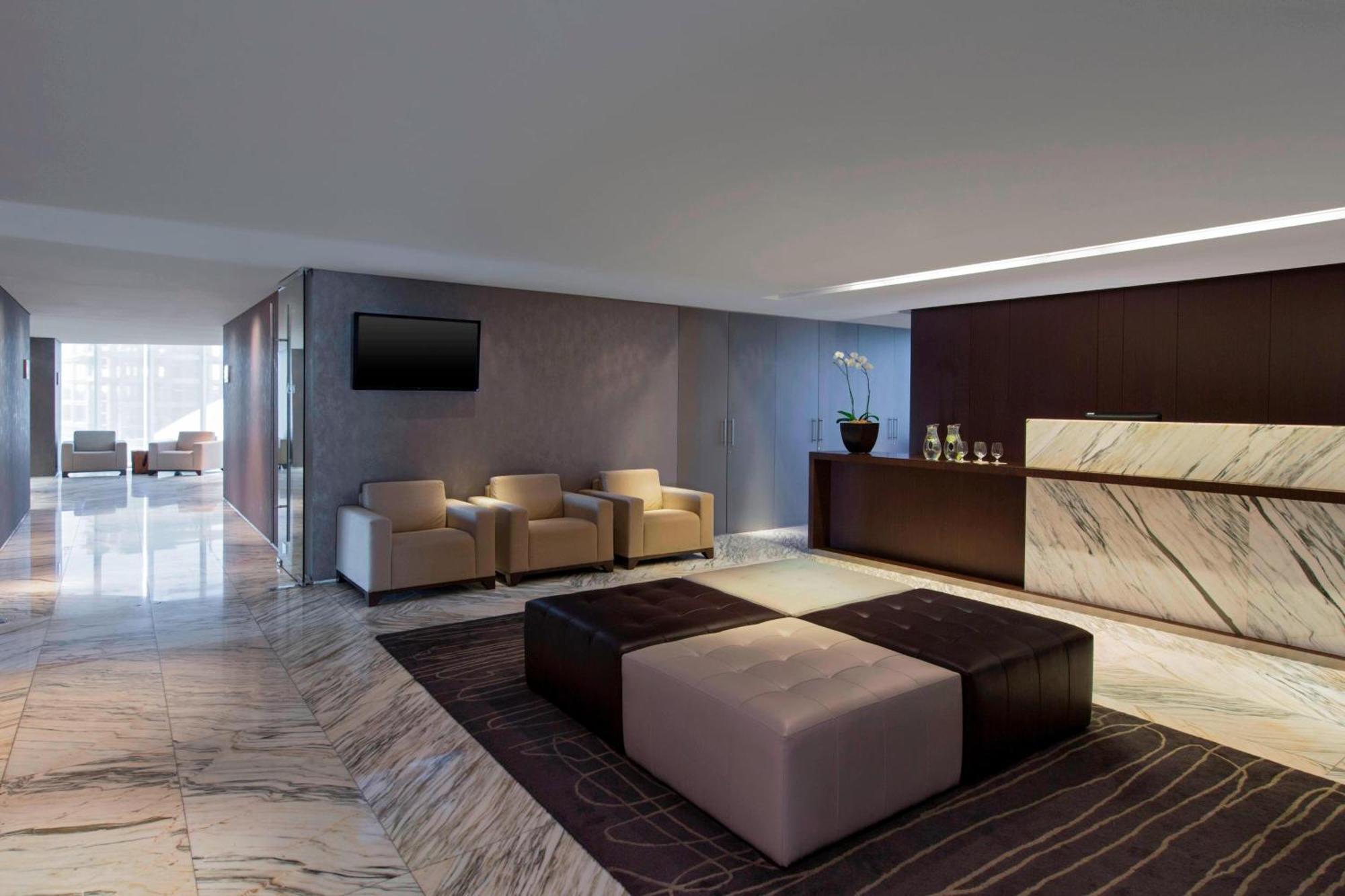 เดอะ เวสทิน กวาดาลาฆารา Hotel กัวดาลาฮารา ภายนอก รูปภาพ